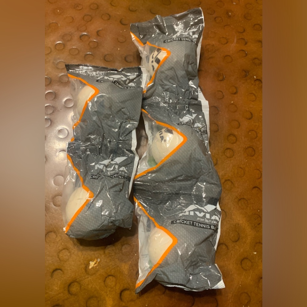 Nivia Heavy Tennis Ball Cricket Ball (Pack of 5)